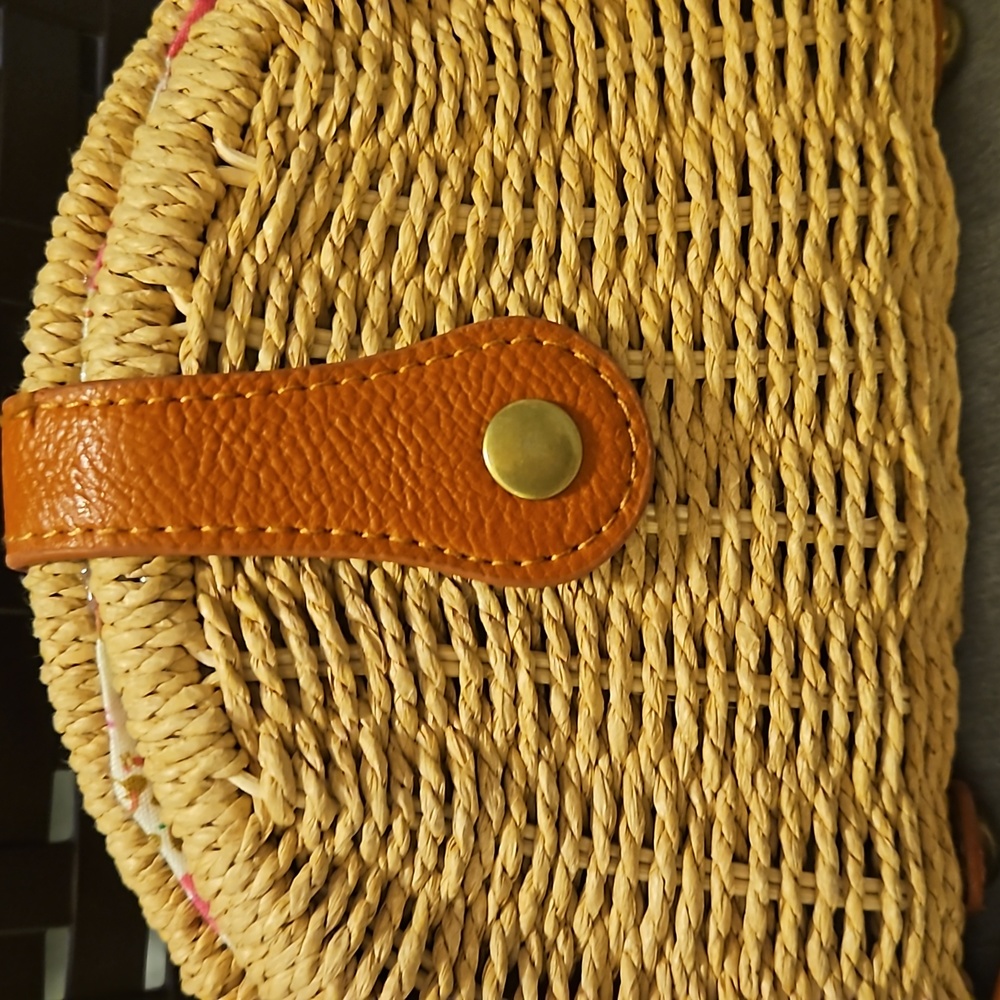 Adorable purse - Picture 2 of 7